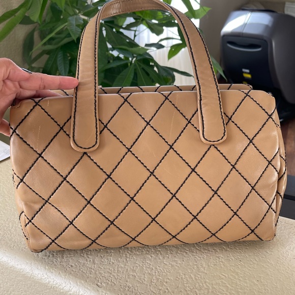 Chanel stitch with card and dust bag. - Picture 2 of 8